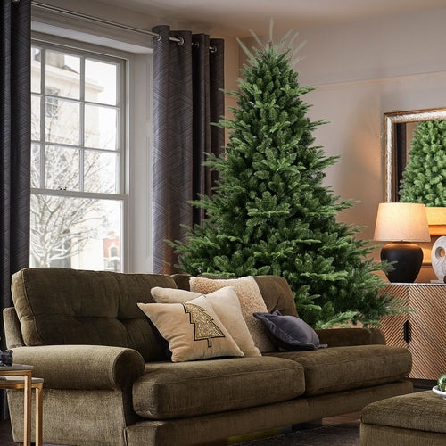 Full-Shaped 6FT Christmas Tree with 1673 Tips – PE/PVC Mixed Needles,