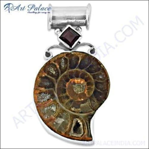 Vitality Talisman Pendant - Boost Your Energy and Well-Being